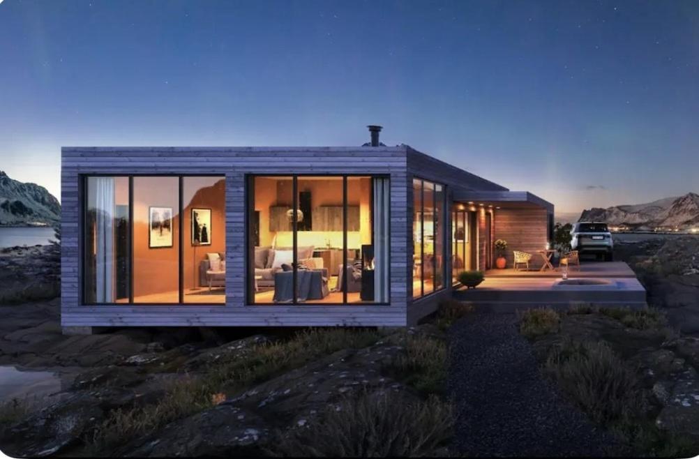 Nydelig Hytte I Unike Lofoten I Naerheten Av Henningsvaer! Lyngvaeret Luaran gambar